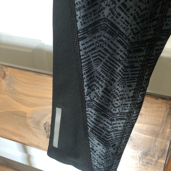 Nike Running Printed Cropped Drawstring Tights XS - Picture 2 of 9